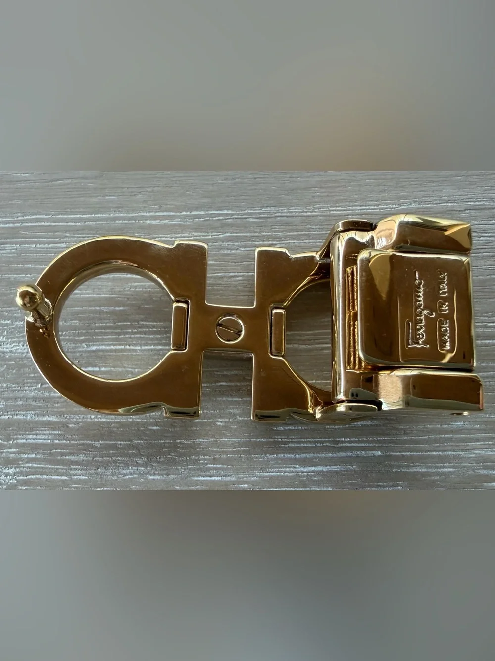 Salvatore Ferragamo Gancini Reversible Adjustable Leather Belt Gold Buckle S
